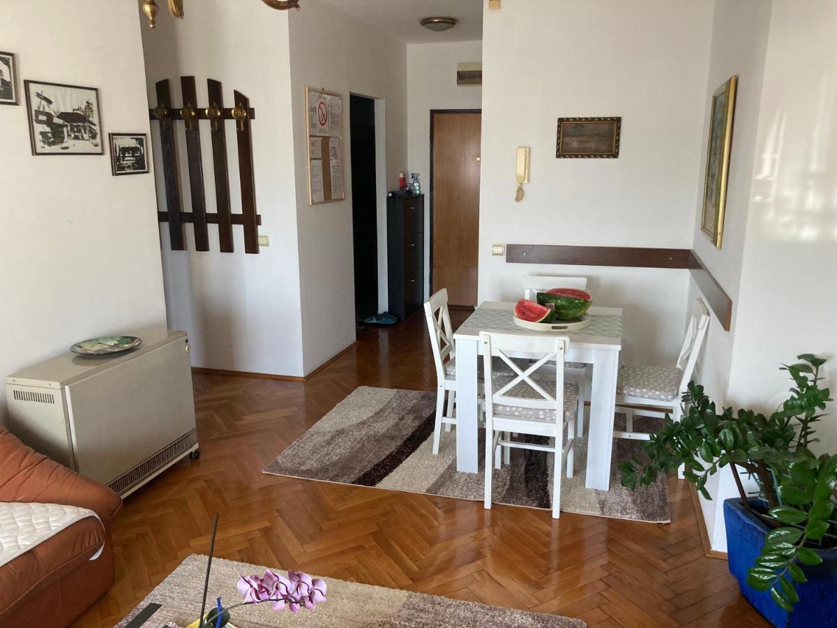 Rajana , Beograd - Hram Svetog Save Apartment Luaran gambar